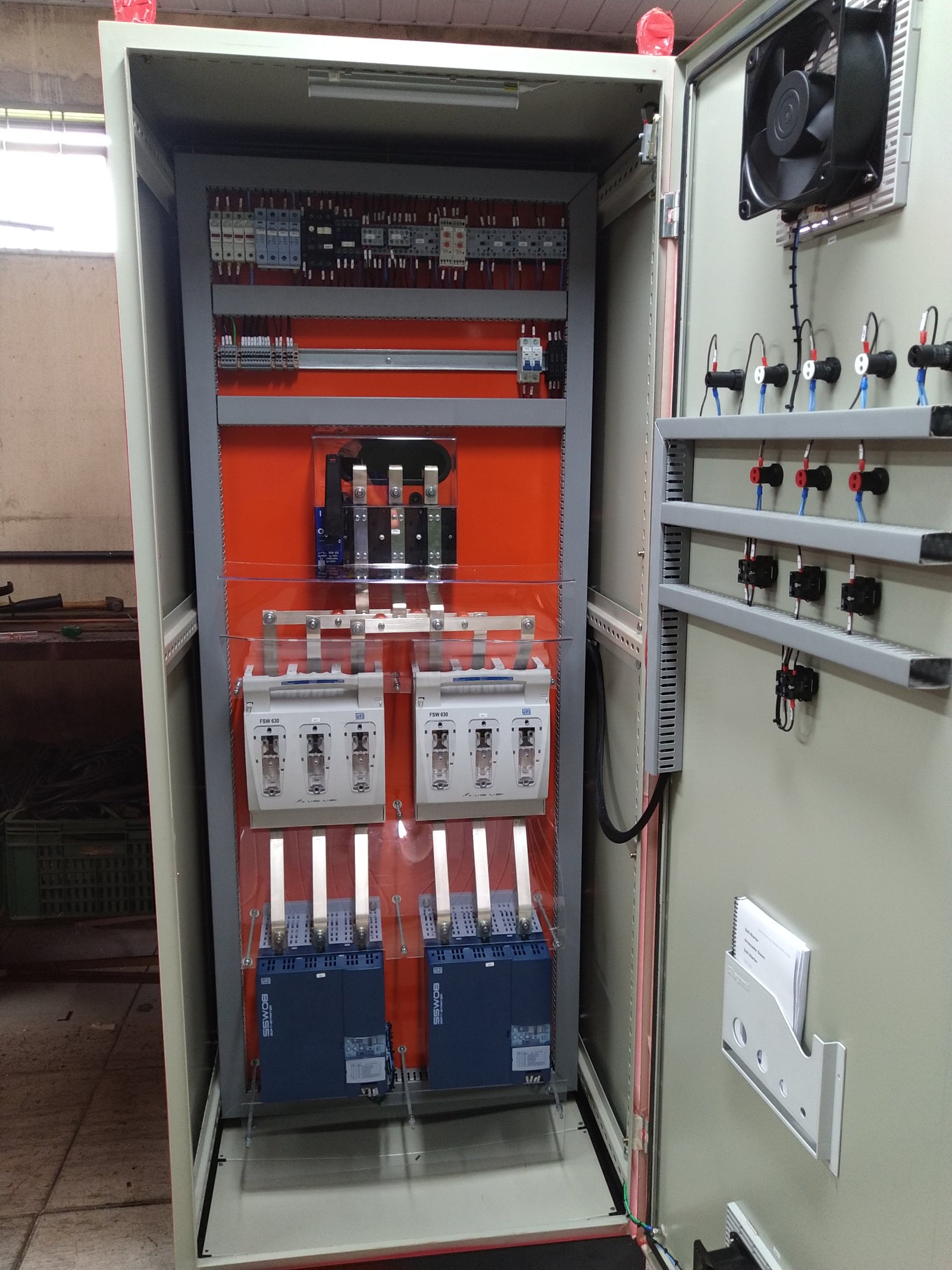 Painel elétrico industrial